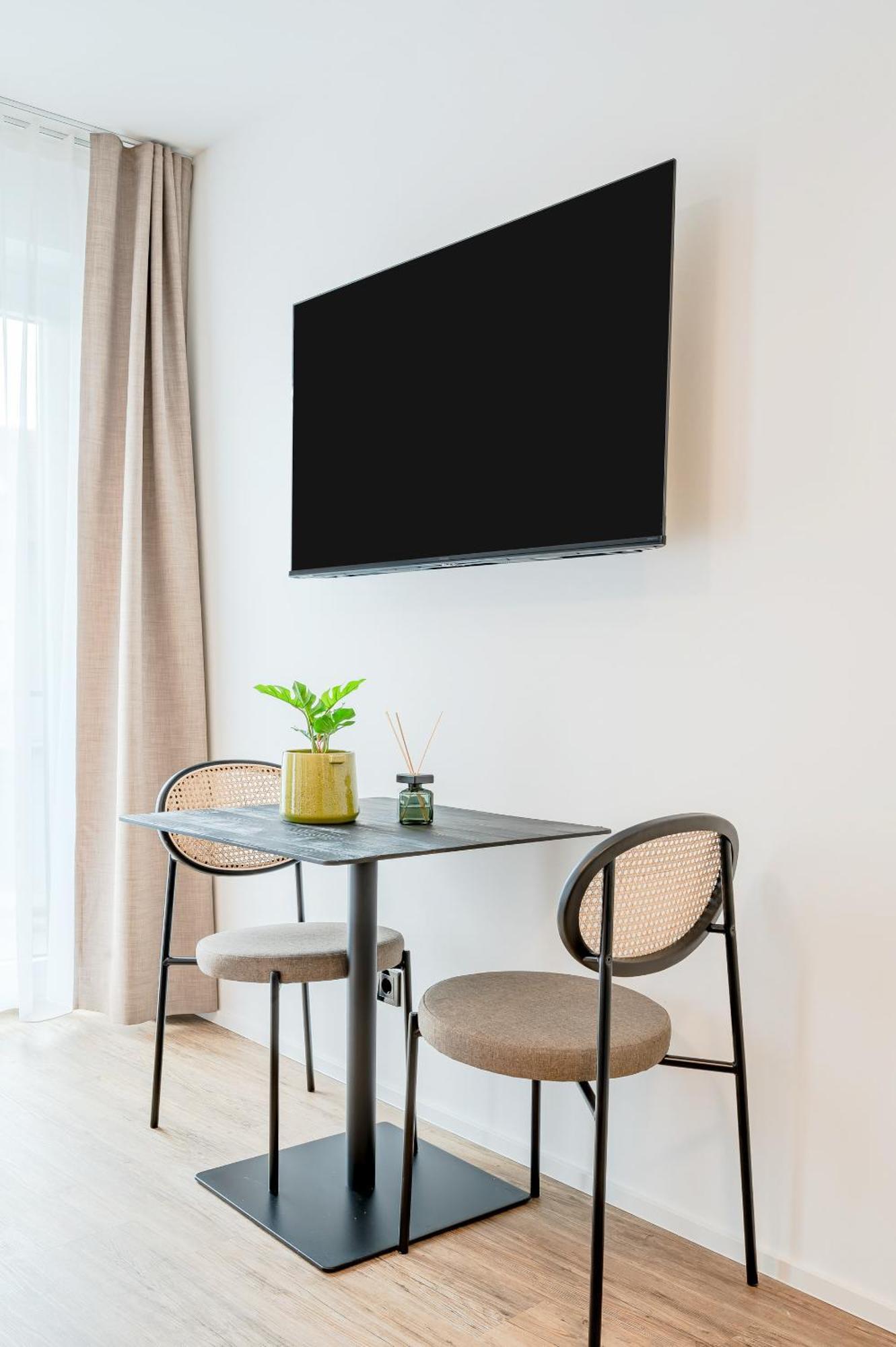 Limehome Metzingen Wilhelmstr الغرفة الصورة