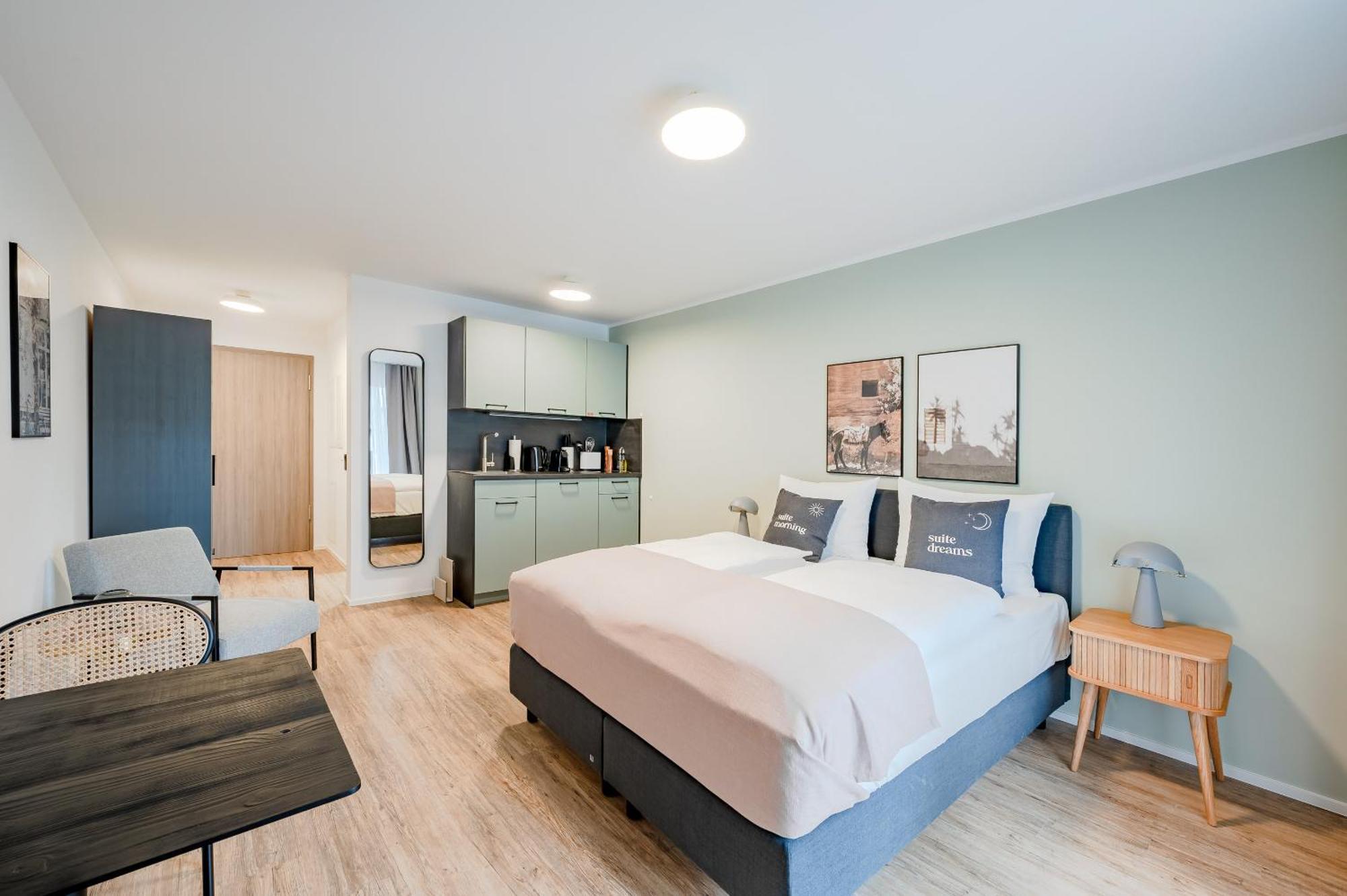Limehome Metzingen Wilhelmstr الغرفة الصورة